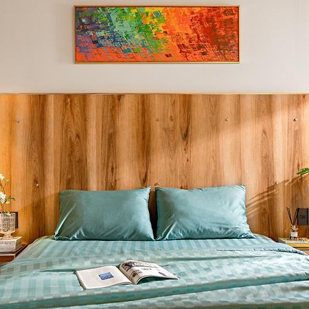 Skycure Serviced Apartments Хошимин Экстерьер фото