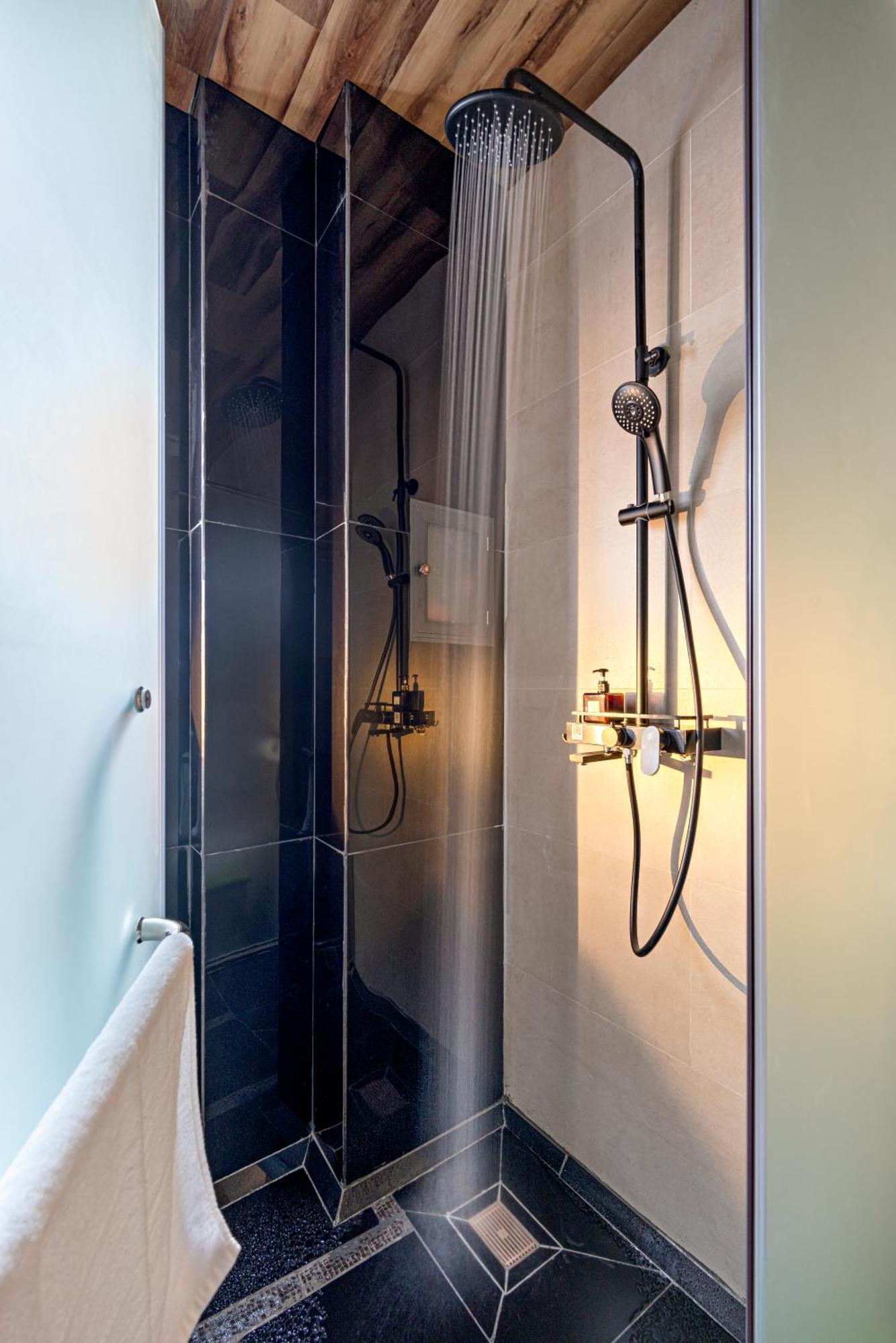 Skycure Serviced Apartments Хошимин Экстерьер фото