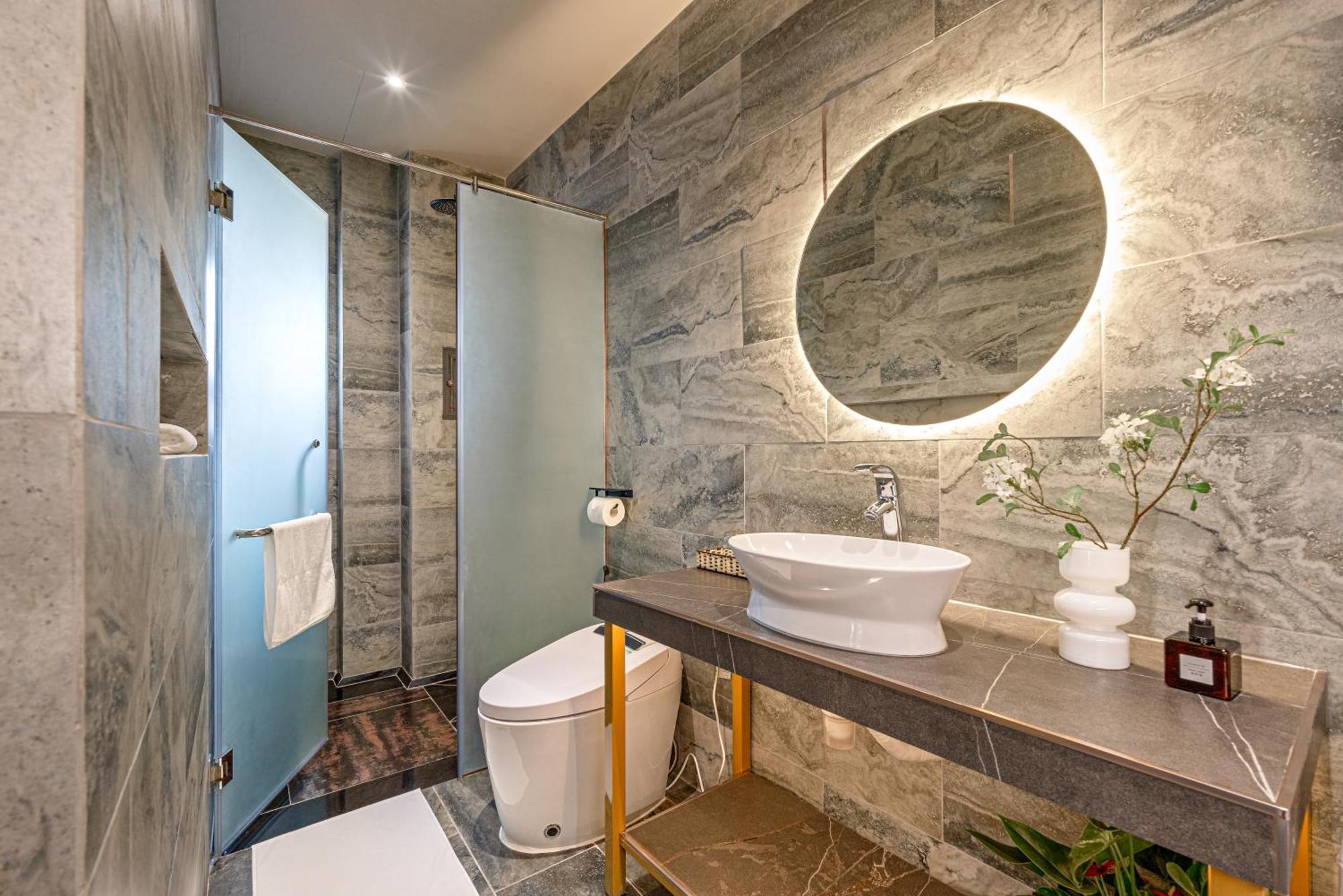 Skycure Serviced Apartments Хошимин Экстерьер фото
