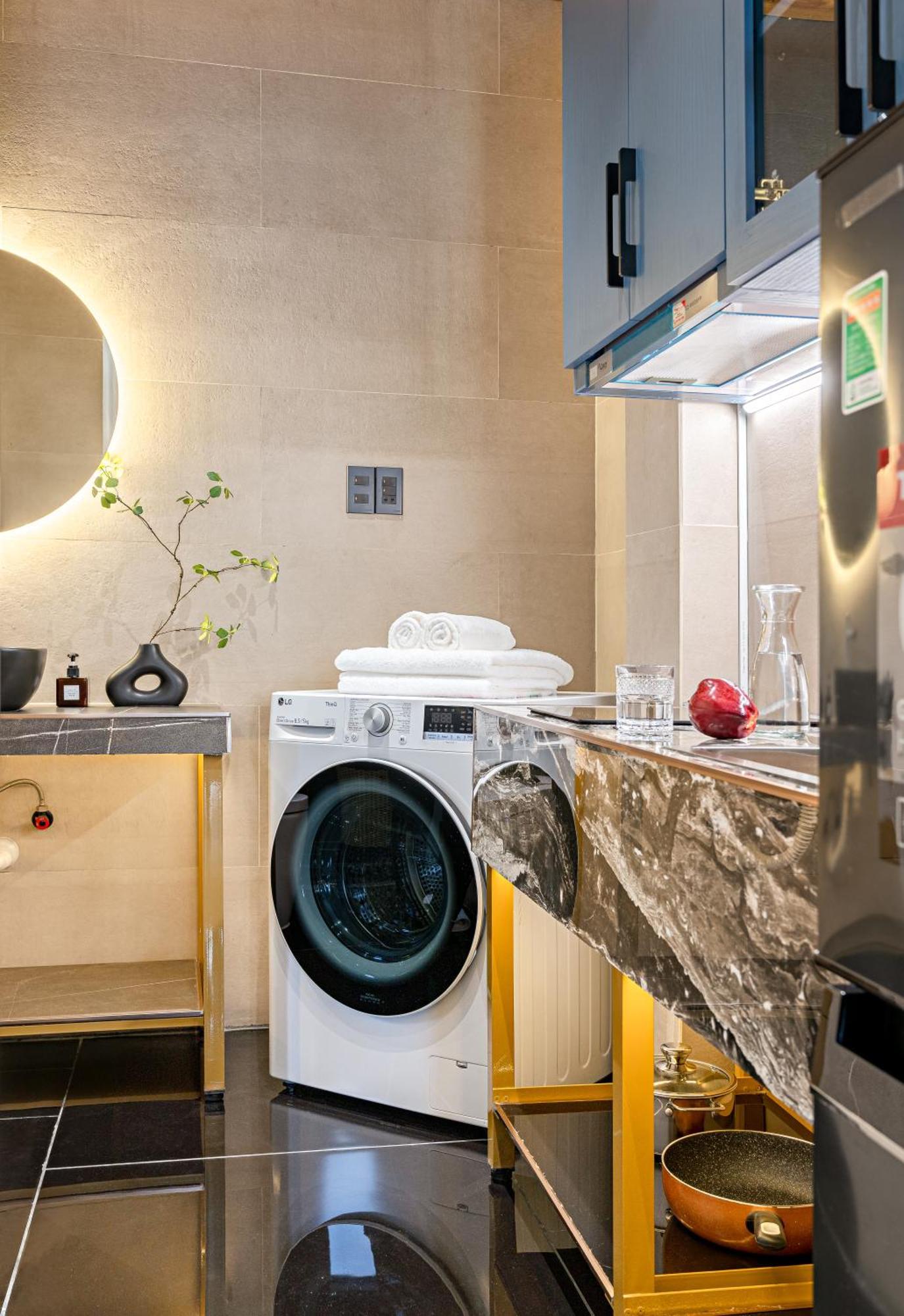 Skycure Serviced Apartments Хошимин Экстерьер фото